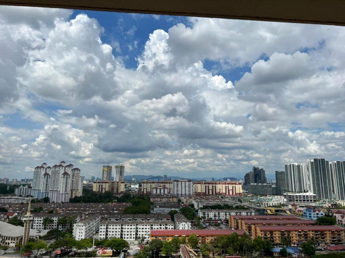 Raintree Resort Suites Petaling Jaya Exterior foto